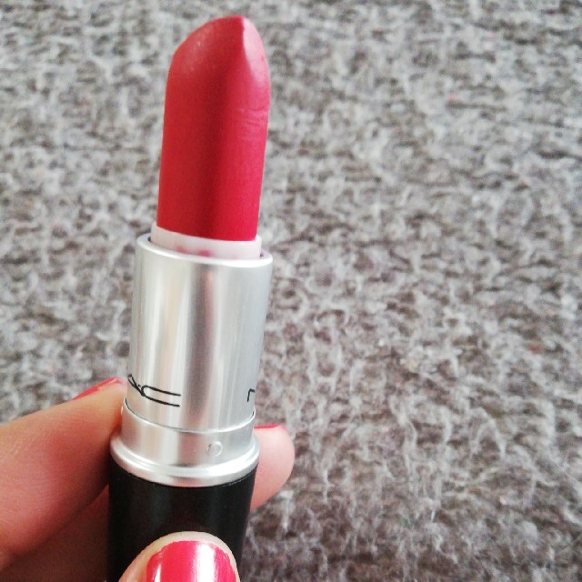 MAC(マック)のMAC　RUBY WOO コスメ/美容のベースメイク/化粧品(口紅)の商品写真