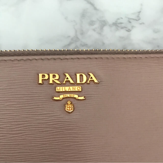 PRADA(プラダ)のプラダ 財布 レディースのファッション小物(財布)の商品写真