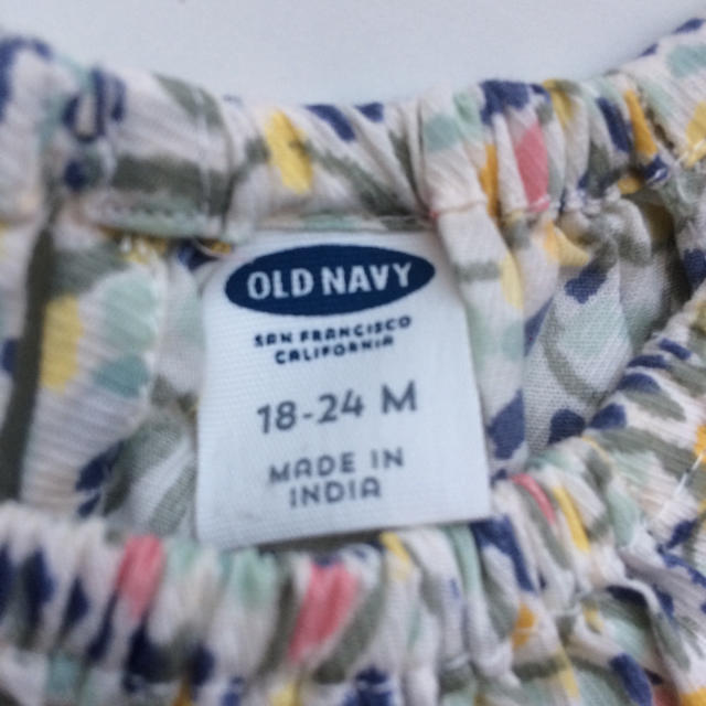 Old Navy(オールドネイビー)の【専用出品中】オールドネイビー トップス パンツ セット 80 70 キッズ/ベビー/マタニティのベビー服(~85cm)(シャツ/カットソー)の商品写真