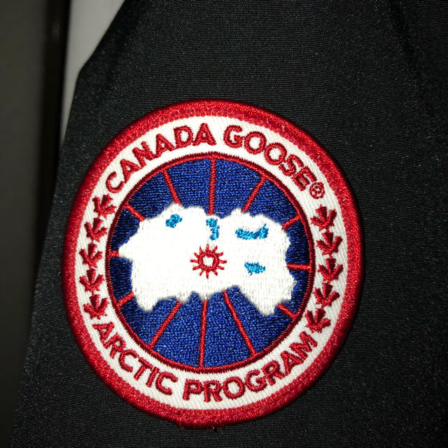 CANADA GOOSE(カナダグース)のCanada goose カナダグース メンズのジャケット/アウター(ダウンジャケット)の商品写真