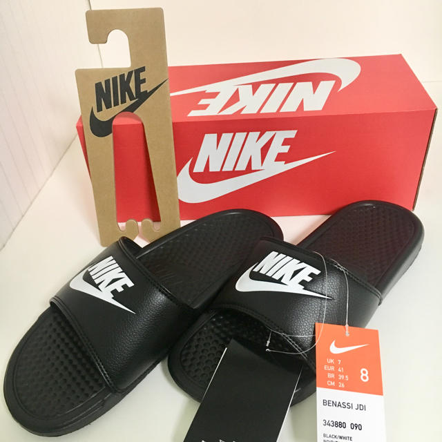 NIKE(ナイキ)の新品 26 NIKE ベナッシ シャワーサンダル　343880-090 メンズの靴/シューズ(サンダル)の商品写真