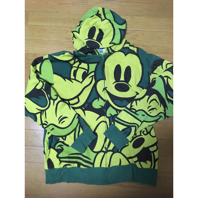 Disney(ディズニー)の(mika様用)ディズニーパーカー Tシャツ 3点セット！ メンズのトップス(パーカー)の商品写真