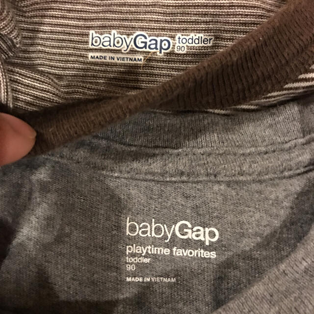 babyGAP(ベビーギャップ)の☆美品GAP Tシャツ2枚セット☆90 キッズ/ベビー/マタニティのキッズ服男の子用(90cm~)(Tシャツ/カットソー)の商品写真