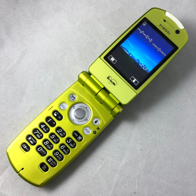携帯電話　ガラケー　DoCoMo P901i（FOMA）