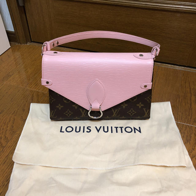 【内祝い】  ルイヴィトン - VUITTON LOUIS バッグ AKI 新品 ハンドバッグ