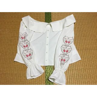 ハニーシナモン(Honey Cinnamon)のHoney Cinnamon 刺繍入りブラウス(シャツ/ブラウス(長袖/七分))