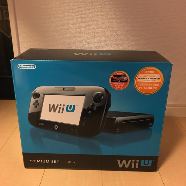 Wii U(ウィーユー)のNintendo WiiU 32GB クロ エンタメ/ホビーのゲームソフト/ゲーム機本体(家庭用ゲーム機本体)の商品写真
