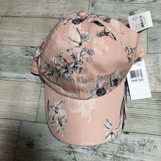 カルバンクライン(Calvin Klein)のカルバンクライン お花柄のキャップ(キャップ)