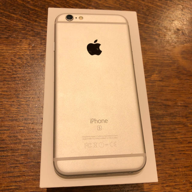 Apple(アップル)のしょう様専用 美品 iphone 6s Silver 64GB docomo  スマホ/家電/カメラのスマートフォン/携帯電話(スマートフォン本体)の商品写真