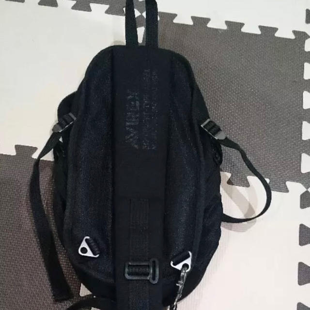 AVIREX(アヴィレックス)のAVIREX ボディバッグ ブラック メンズのバッグ(ボディーバッグ)の商品写真
