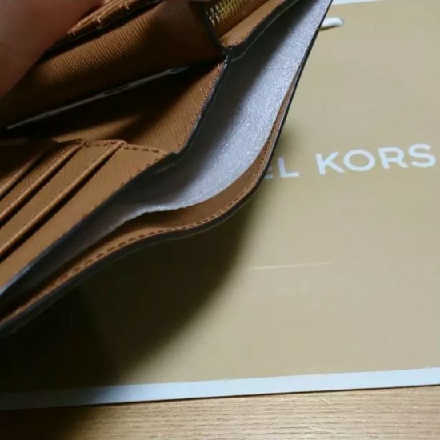 Michael Kors(マイケルコース)の新品* MICHAEL KORS マイケルコース * 折り財布 ブラウン レディースのファッション小物(財布)の商品写真
