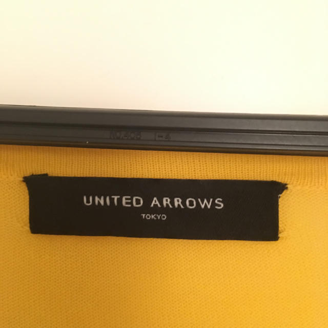 UNITED ARROWS(ユナイテッドアローズ)のユナイテッドアローズ カーディガン 半袖 黄色 レディースのトップス(カーディガン)の商品写真