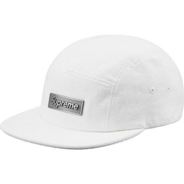 Supreme(シュプリーム)のSupreme Metal Plate Camp Cap 白 メンズの帽子(キャップ)の商品写真