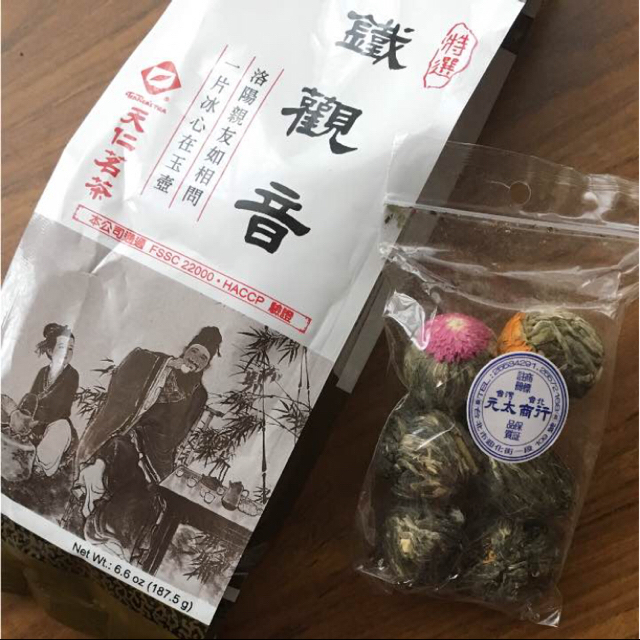 台湾 天仁茗茶 鉄観音茶& 迪化街 開花茶セット 食品/飲料/酒の飲料(茶)の商品写真