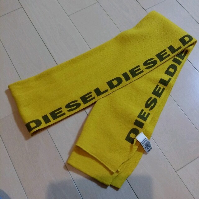 DIESEL(ディーゼル)のDIESELマフラー レディースのファッション小物(マフラー/ショール)の商品写真