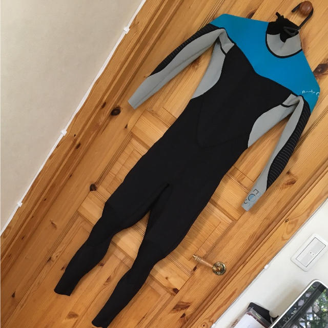 休日限定 【新品】BODYGLOVEフルスーツレディースSサイズ 期間限定30