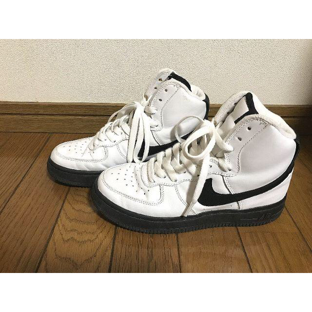 NIKE(ナイキ)のNIKE AIR FORCE 1 エアフォース 23.5cm レディースの靴/シューズ(スニーカー)の商品写真