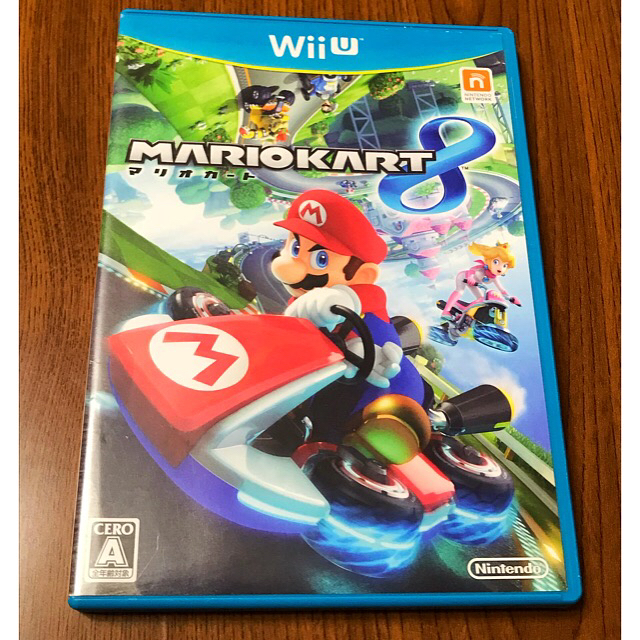 Wii U(ウィーユー)の専用商品  リモコン・マリオカート エンタメ/ホビーのゲームソフト/ゲーム機本体(家庭用ゲーム機本体)の商品写真