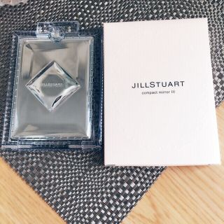 ジルスチュアート(JILLSTUART)のGWセール！新品 可愛いコンパクトミラー 箱付き(ミラー)