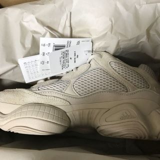 アディダス(adidas)の28cm adidas yeezy 500 ベージュ 納品書あり(スニーカー)