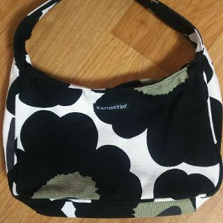 マリメッコ(marimekko)の★美品★marimekko★ショルダーバック★(ショルダーバッグ)