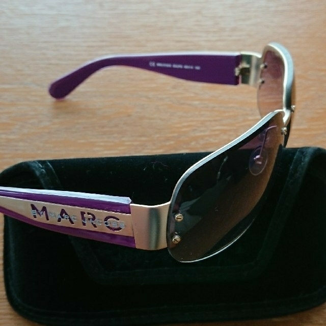 MARC BY MARC JACOBS(マークバイマークジェイコブス)のマ－クバイマ－クジェイコブス(MARC BY MARC JACOBS)サングラス レディースのファッション小物(サングラス/メガネ)の商品写真