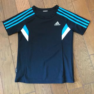 アディダス(adidas)のadidas 半袖シャツ(Tシャツ/カットソー)