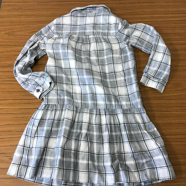 GAP(ギャップ)のbabyGap ベビーギャップ ワンピース 100サイズ相当 4 キッズ/ベビー/マタニティのキッズ服女の子用(90cm~)(ワンピース)の商品写真