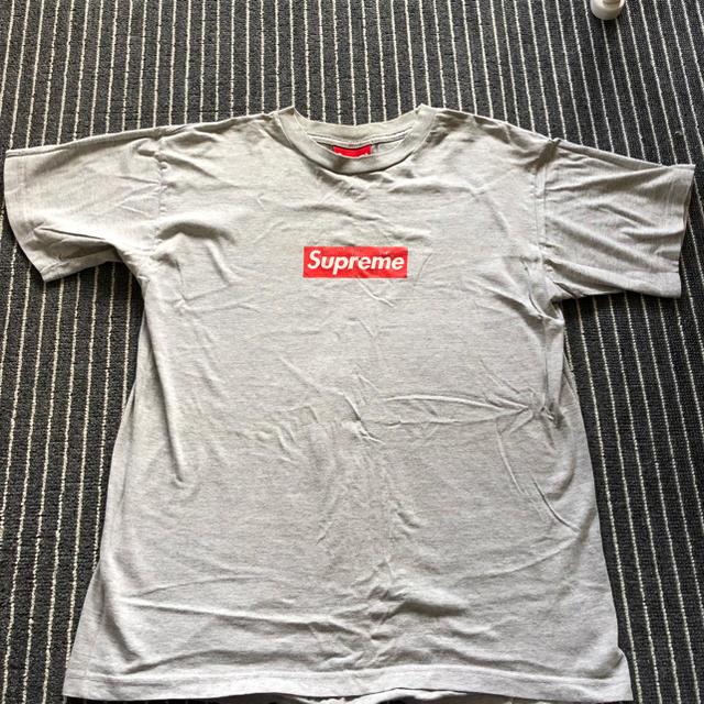 【完売モデル】 SUPREMEセンターロゴTシャツ　ブラック　Mサイズ