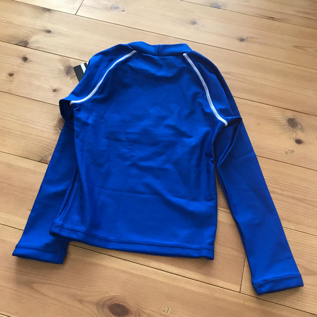 adidas(アディダス)の☆新品☆ adidas キッズ ラッシュガード  ブルー 120 キッズ/ベビー/マタニティのキッズ服男の子用(90cm~)(水着)の商品写真