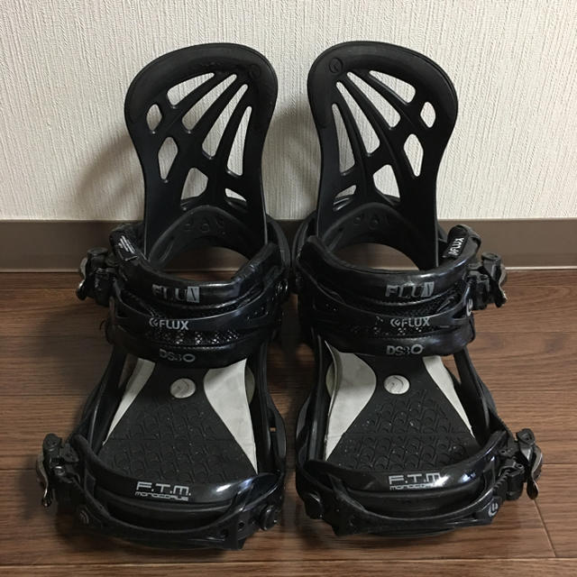 FLUX - FLUX バインディング DS30 Mサイズの通販 by Jojo FLUX - FLUX バインディング DS30 Mサイズの通販 by Jojo
