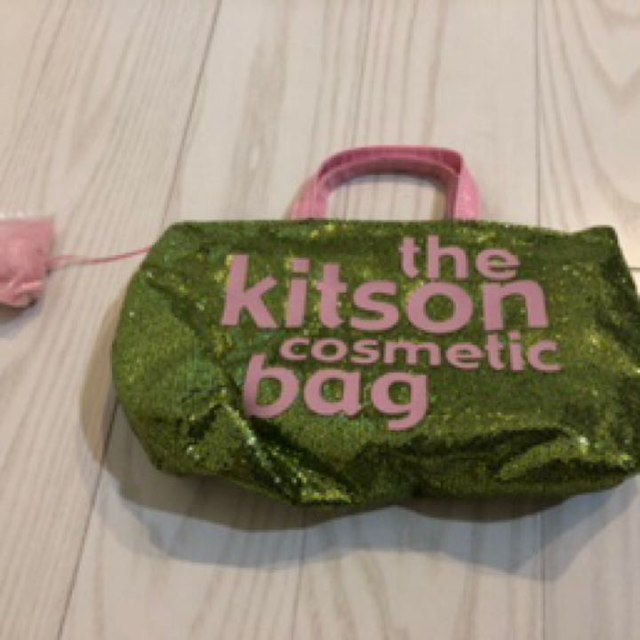 KITSON(キットソン)の新品 キットソン ポーチ レディースのファッション小物(ポーチ)の商品写真