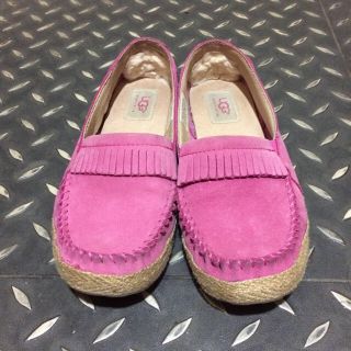 アグ(UGG)のUGG(スリッポン/モカシン)