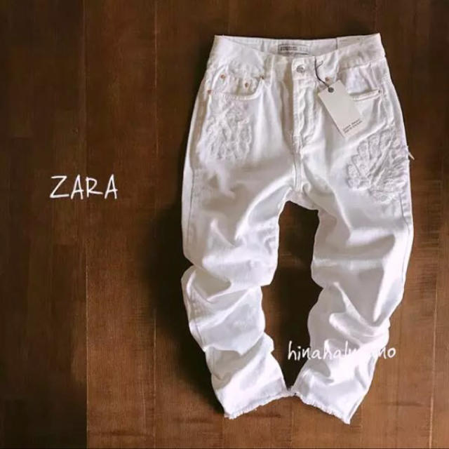 ZARA(ザラ)の新品  大人キレイ ホワイトデニム  ZARA レディースのパンツ(デニム/ジーンズ)の商品写真