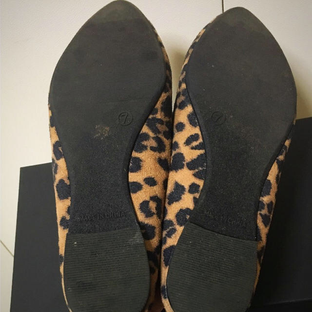 ROSE BUD(ローズバッド)のヒョウ柄 アニマル柄 ペタンコパンプス レディースの靴/シューズ(バレエシューズ)の商品写真