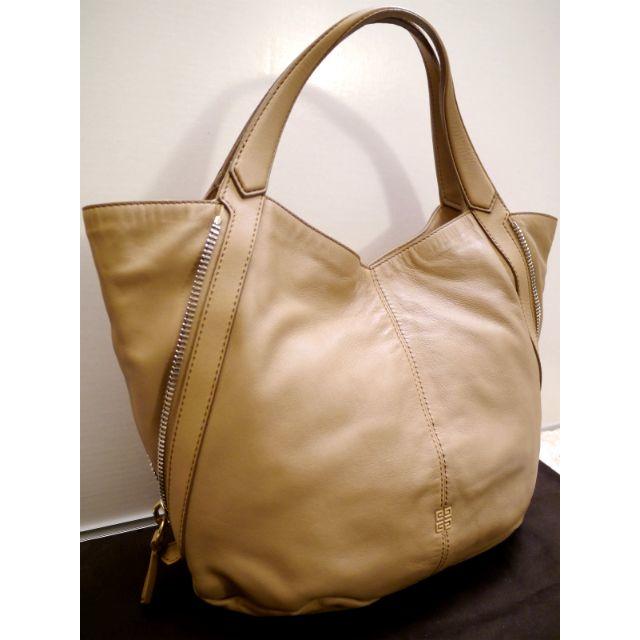 美品☆GIVENCHY ジバンシィ ティナン A4対応 レザー トート バッグ