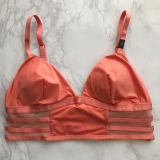 ヴィクトリアズシークレット(Victoria's Secret)の【オシャレ】ヴィクトリア シークレット サテン パット付き ブラレット(ブラ)