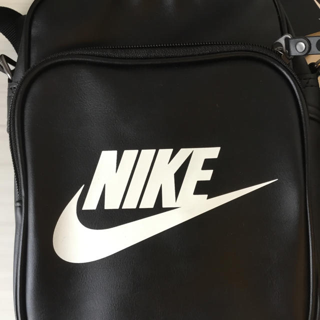 NIKE(ナイキ)のナイキ NIKE ショルダーバッグ 新品タグ付き 即購入OK  レディースのバッグ(ショルダーバッグ)の商品写真