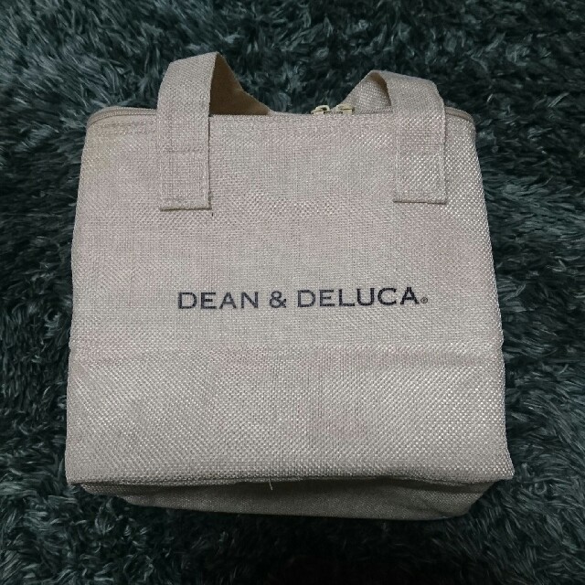 DEAN & DELUCA(ディーンアンドデルーカ)の「DEAN&DELUCA」保冷バッグ インテリア/住まい/日用品のキッチン/食器(弁当用品)の商品写真