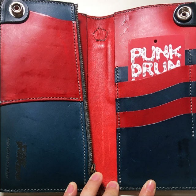 PUNK DRUNKERS - PUNK DRUNKERS ゲーム少年財布(RED)の通販 by PUNK DRUNKERS - PUNK DRUNKERS ゲーム少年財布(RED)の通販 by