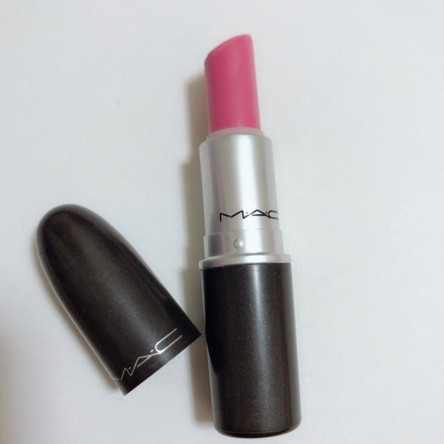 MAC(マック)のMAC ラブローン 口紅 コスメ/美容のベースメイク/化粧品(口紅)の商品写真