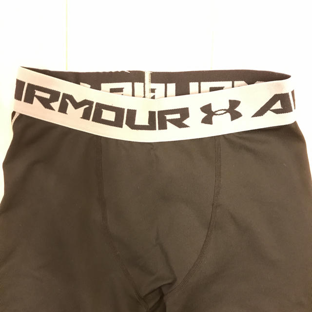 UNDER ARMOUR(アンダーアーマー)の2323様専用 アンダーアーマー スパッツ 美品 メンズのレッグウェア(レギンス/スパッツ)の商品写真