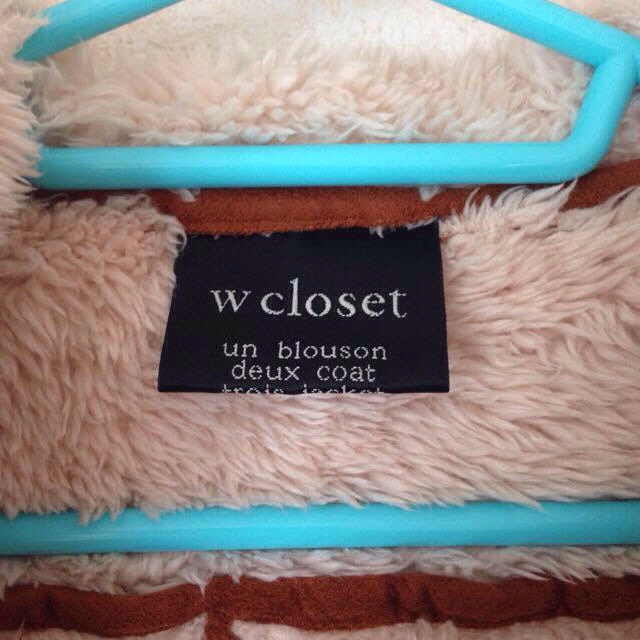 w closet(ダブルクローゼット)のw closet ムートンアウター レディースのジャケット/アウター(毛皮/ファーコート)の商品写真