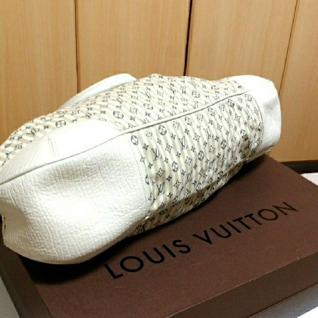 Louis Vuitton　斜めがけショルダー付きショルダーバッグ