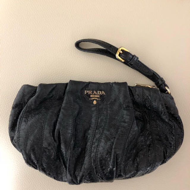 PRADA(プラダ)のPRADAポーチ レディースのファッション小物(ポーチ)の商品写真