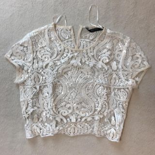 ザラ(ZARA)のzara スパンコール レース トップス(Tシャツ(半袖/袖なし))