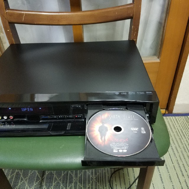 東芝(トウシバ)のシチュー様専用　W録320G！東芝HDD/DVDレコーダーRD-S303セット スマホ/家電/カメラのテレビ/映像機器(DVDレコーダー)の商品写真