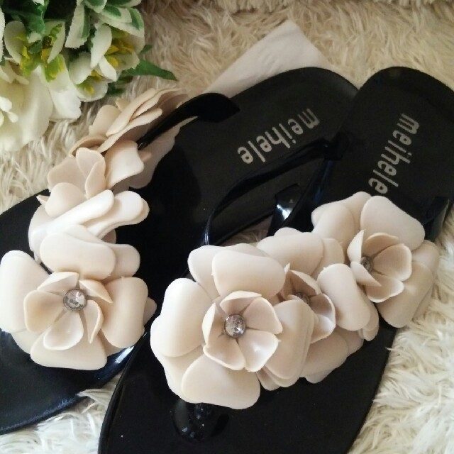 黒×ベージュ花サンダル♪＊ レディースの靴/シューズ(サンダル)の商品写真