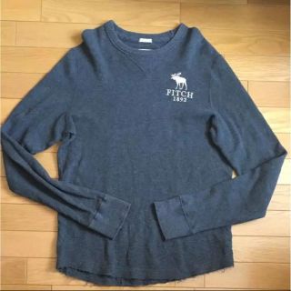 アバクロンビーアンドフィッチ(Abercrombie&Fitch)のアバクロ★グレー シンプル デカロゴ   トレーナー メンズ L(Tシャツ/カットソー(七分/長袖))