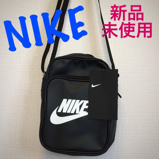 NIKE(ナイキ)のNIKE ショルダーバッグ 新品 タグ付き 即購入OK ブラック☆ レディースのバッグ(ショルダーバッグ)の商品写真